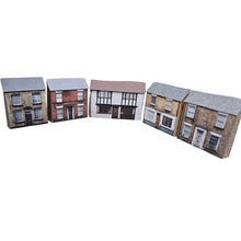 Load image into Gallery viewer, HO Scale Houses (Set 35)