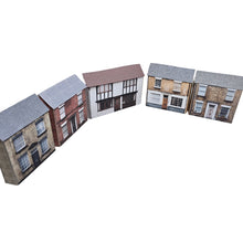 Load image into Gallery viewer, HO Scale Houses (Set 35)