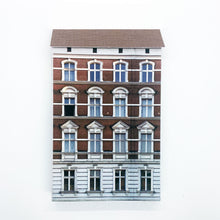Load image into Gallery viewer, low relief n gauge apartment building