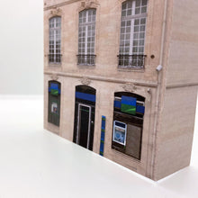 Load image into Gallery viewer, card low relief retro building