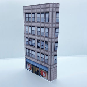 Low relief oo gauge shoe shop and building from the 1990s