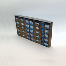Load image into Gallery viewer, Printable 1:148 Card N Gauge Model Railway Residential Flats Building (LR-R-014)