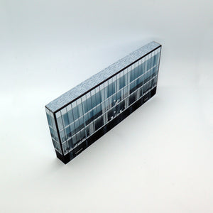 Modern low relief N scale office building