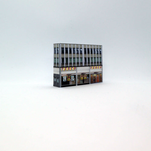 N scale supermarket shop