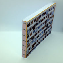 Load image into Gallery viewer, 1:148 Printable Card N Gauge Model Railway Building Residential Flats (LR-R-005)