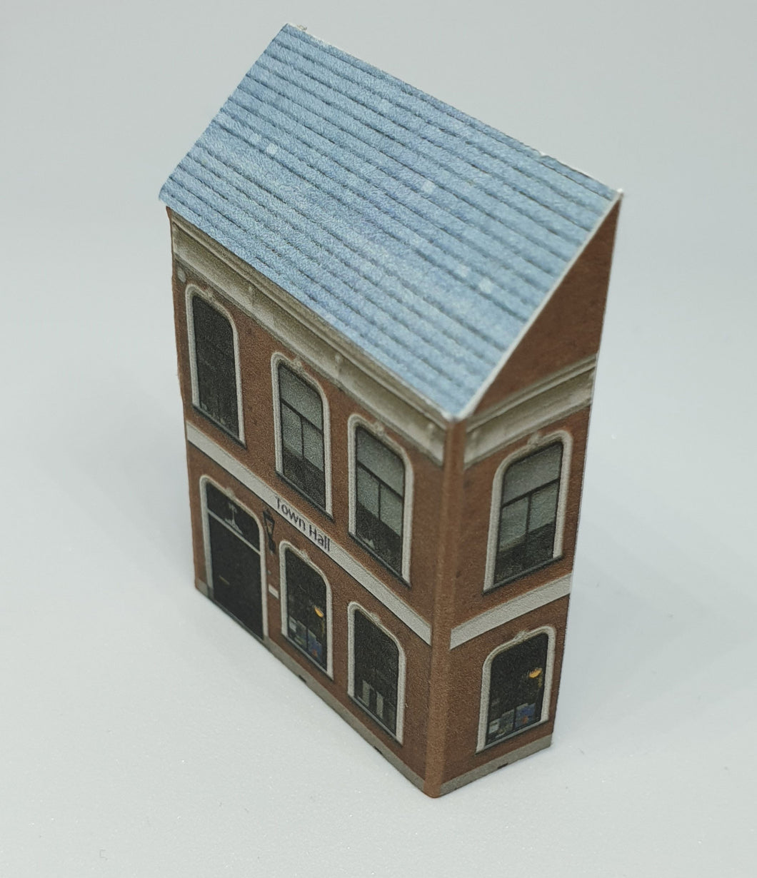 N Gauge low relief town hall viewed from the side