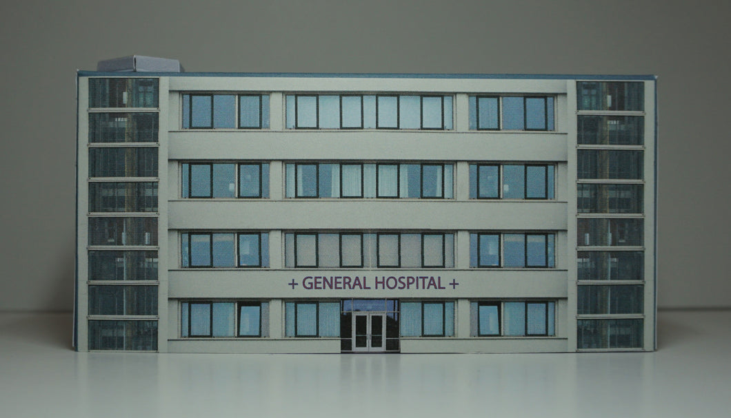 N Gauge hospital viewed from the front