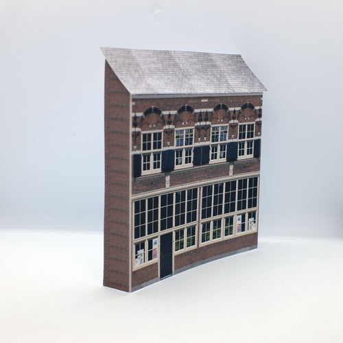 Low relief building in n scale