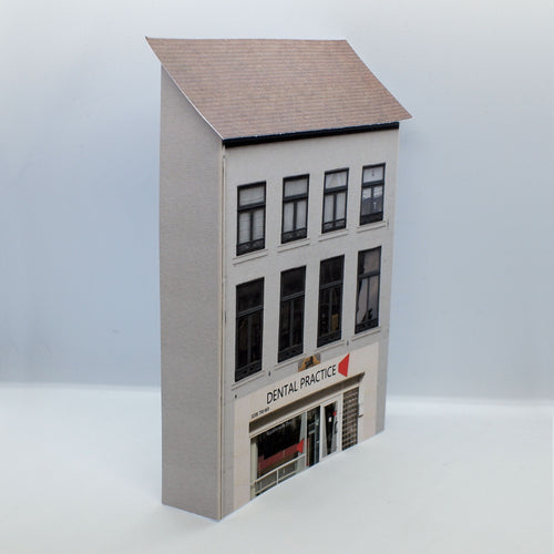 Low relief OO gauge commercial building