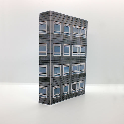 low relief n gauge residential building