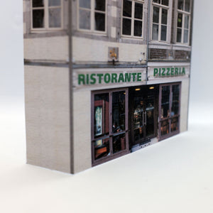 N Gauge Building with Pizzeria