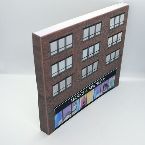 OO Gauge commercial building