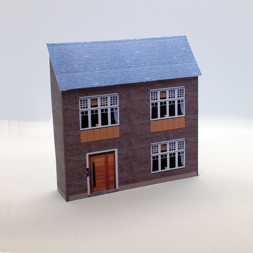 Low relief OO gauge modern house