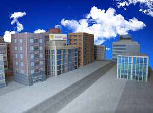 T Gauge 1:450 City Buildings with Advertising